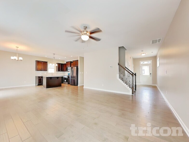 Building Photo - 81 W Lumber Ct