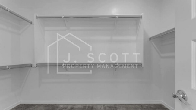 Building Photo - Modern 4-Bedroom Home with Upgraded Kitche...