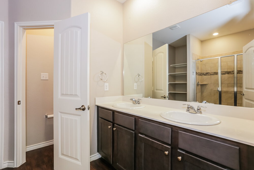 Building Photo - 3013 Colorado Dr