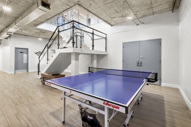 Building Photo - 4020 Galt Ocean Dr