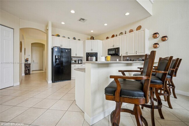 Building Photo - 4954 SW 186th Way