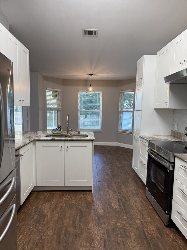 Building Photo - 2813 Atoka Trail