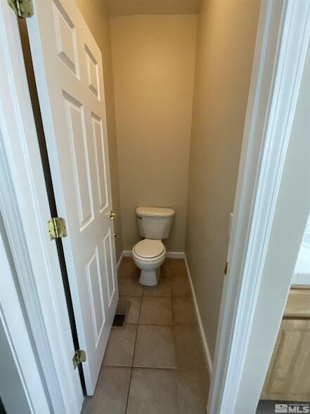 Building Photo - 2847 Falcon Ridge Dr