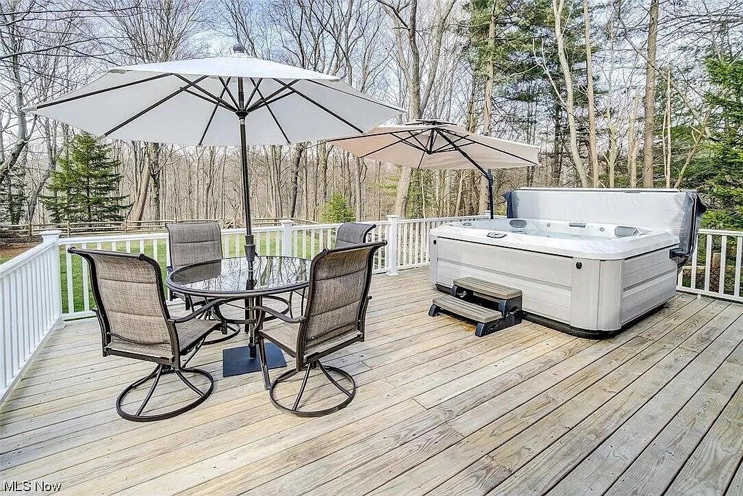 Building Photo - 343 E Garfield Rd