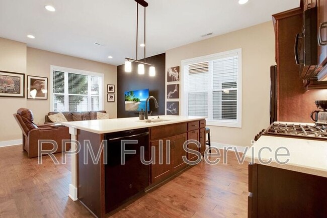 Building Photo - 508 Vernon Cir