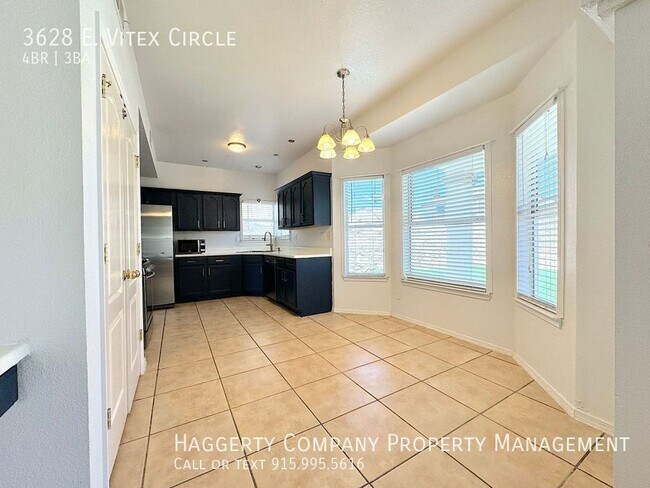 Building Photo - 3628 E Vitex Cir