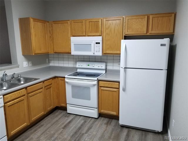 Building Photo - 913 S Zeno Way