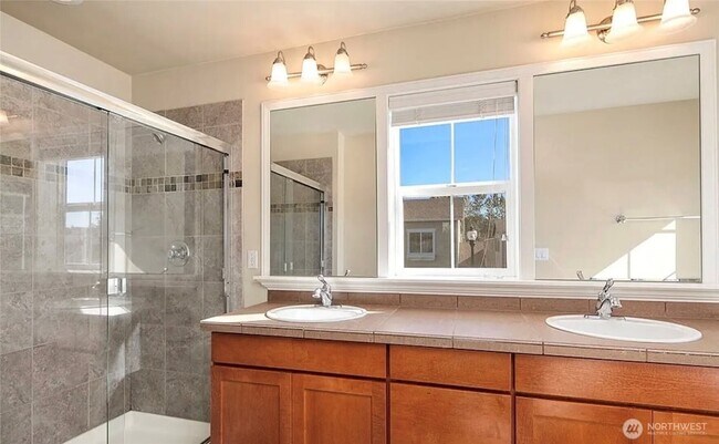 Building Photo - 18232 36 Ave SE