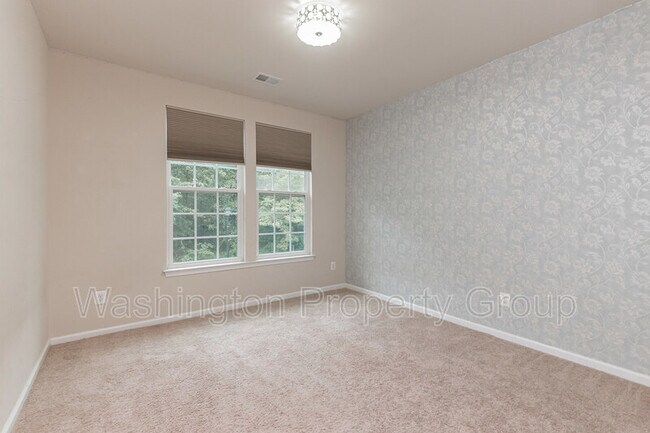 Building Photo - 7114 Daniel John Dr
