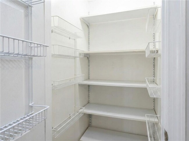 Building Photo - 1244 Keys Lake Dr NE