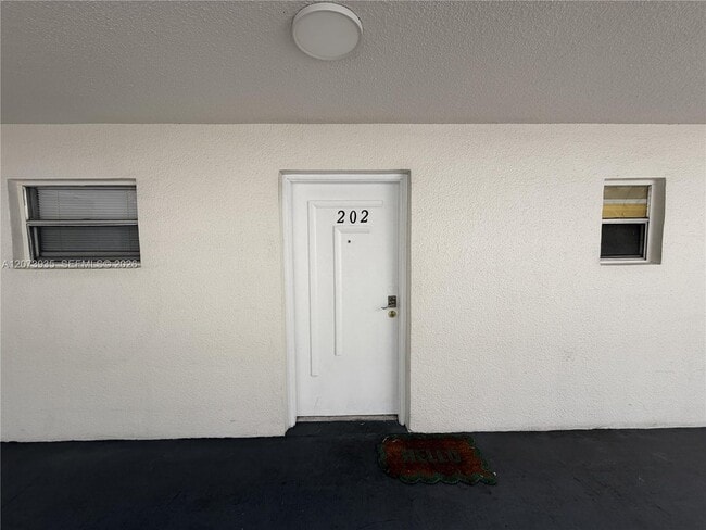 Building Photo - 4205 N University Dr