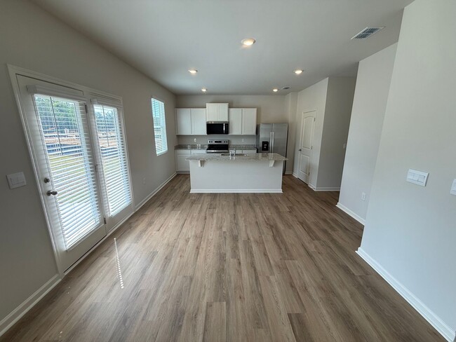 Building Photo - 111 Badcock Drive