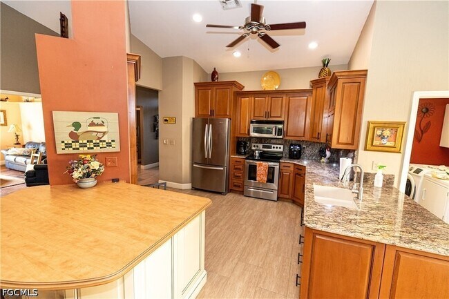 Building Photo - 9411 Old Hickory Cir