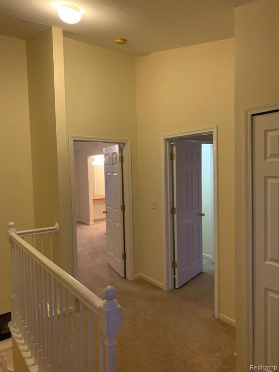 Building Photo - 1240 University Dr
