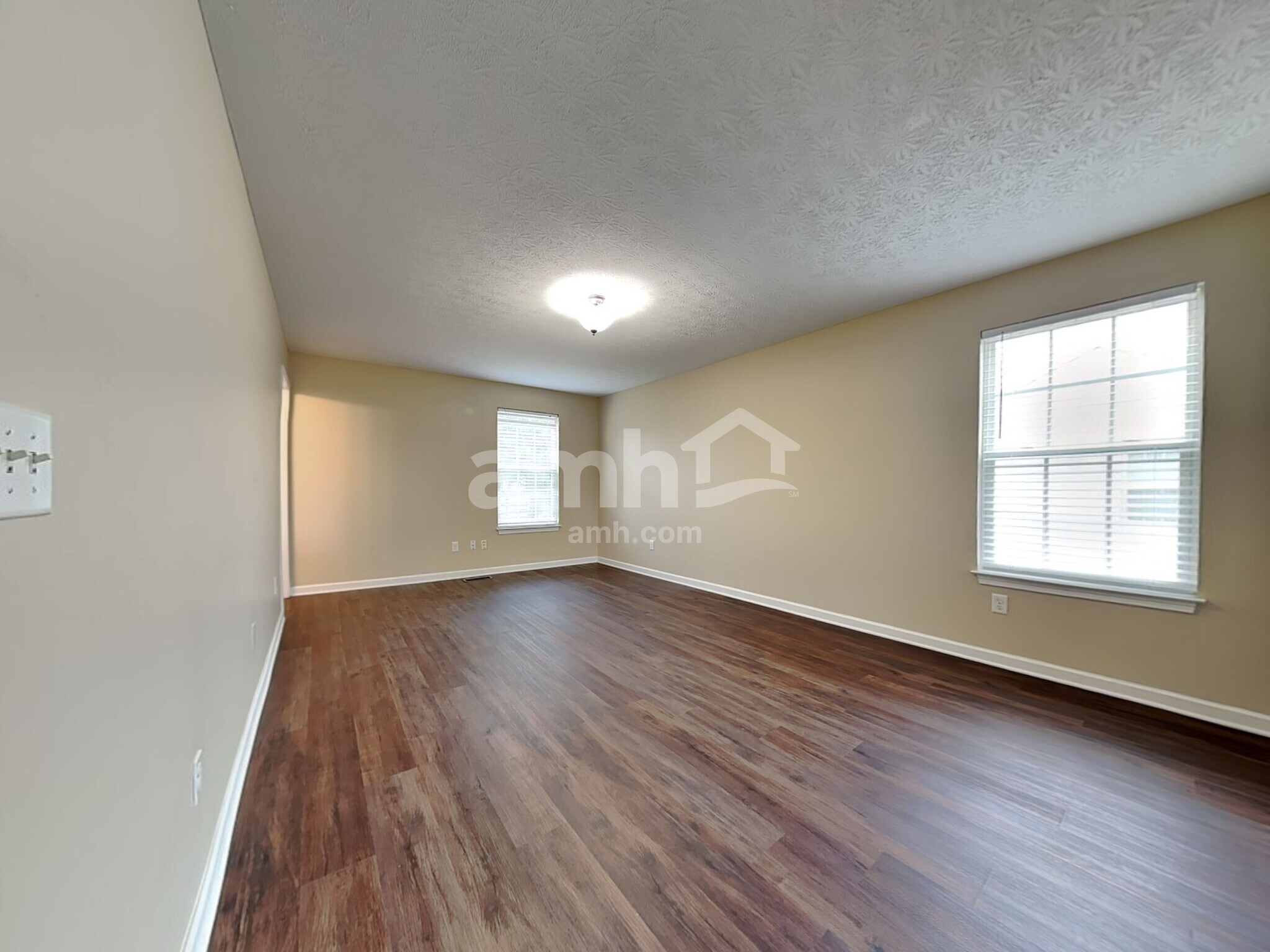 Building Photo - 1172 Turfway Ct