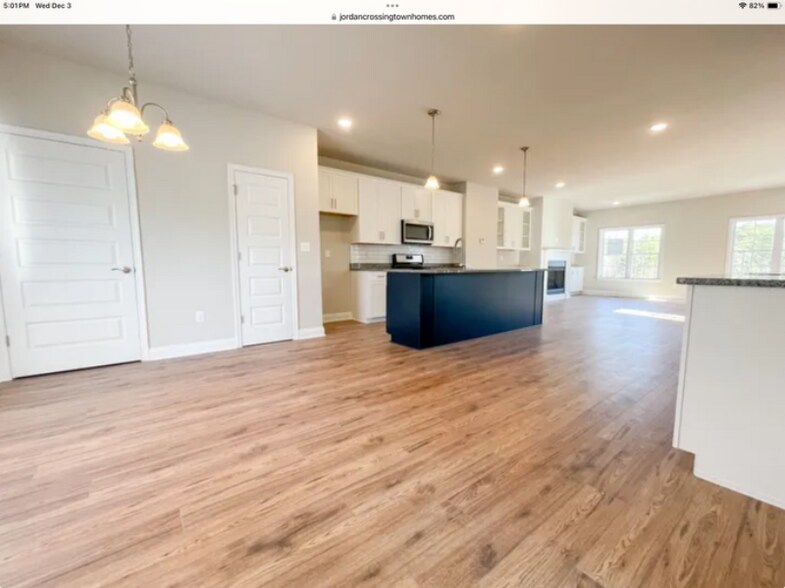 Building Photo - 15305 Princess Lauren Ln