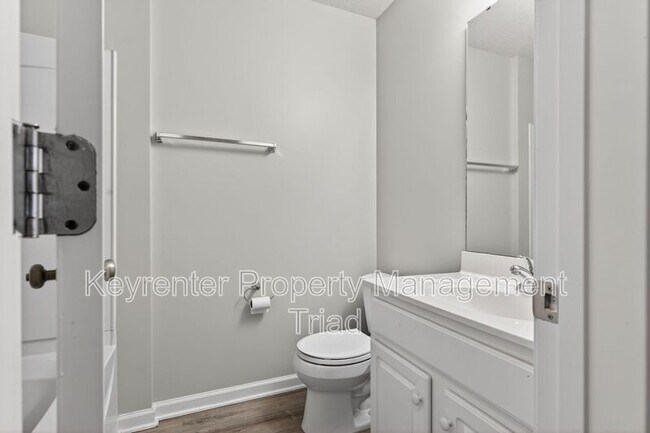 Building Photo - 4285 Cedarcroft Ct