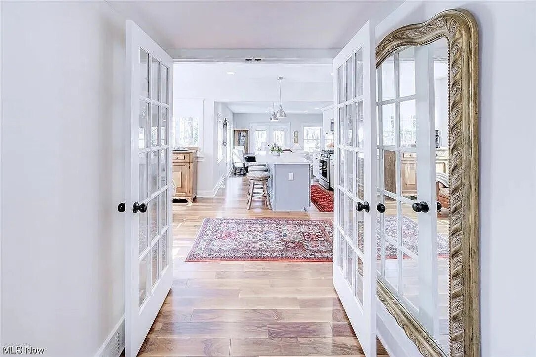 Building Photo - 343 E Garfield Rd