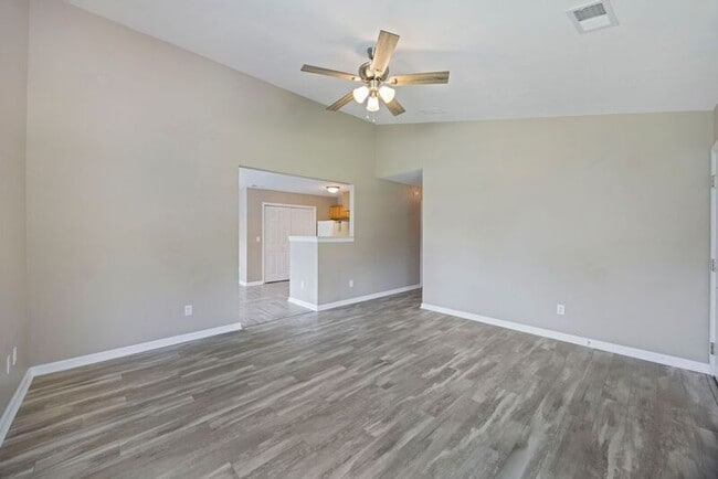 Building Photo - 2066 Central Ave