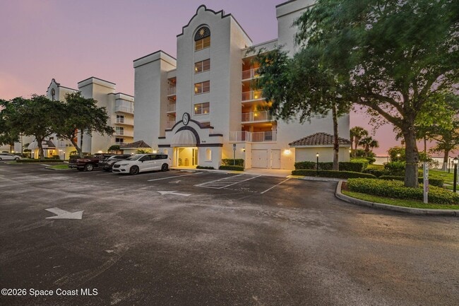 Building Photo - 7048 Sevilla Ct