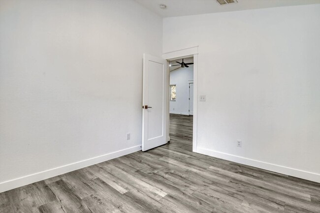 Building Photo - Charming Olde Town Arvada Home!