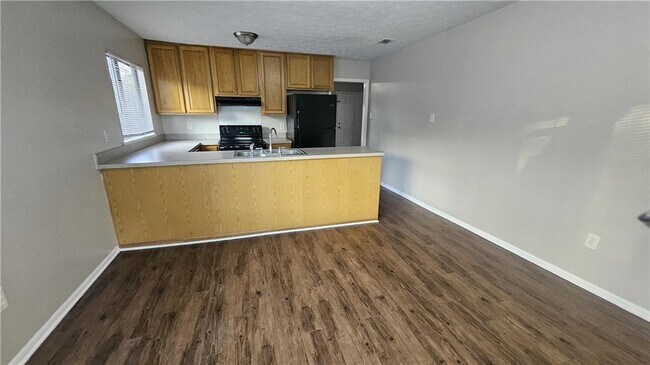 Building Photo - 2673 Stoneview Ct NW