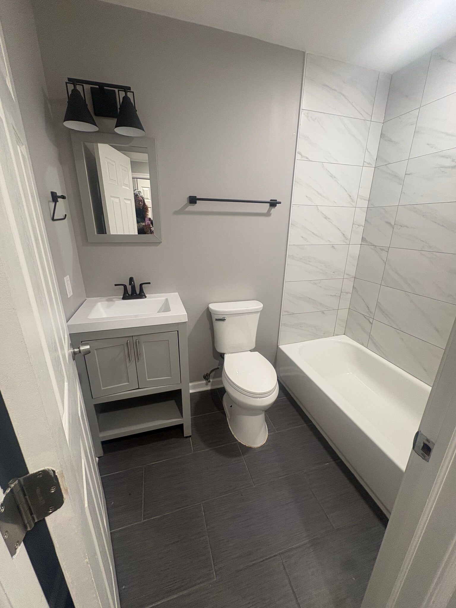 Building Photo - 619 E 29th St