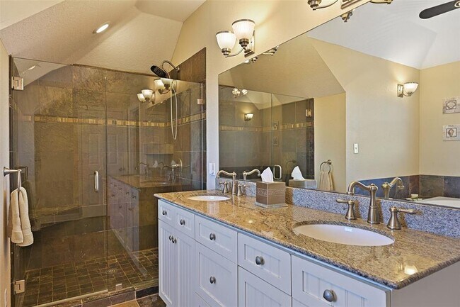 Building Photo - 3912 Bridge Harbor Dr