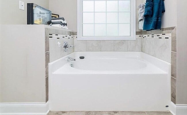 Building Photo - 2560 McNeil Circle ~ Haymount