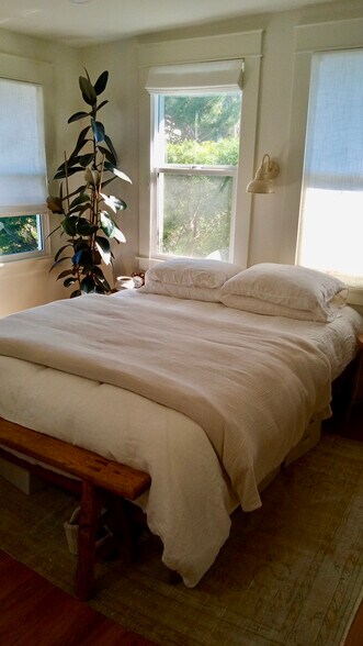 Building Photo - 23 29th Ave