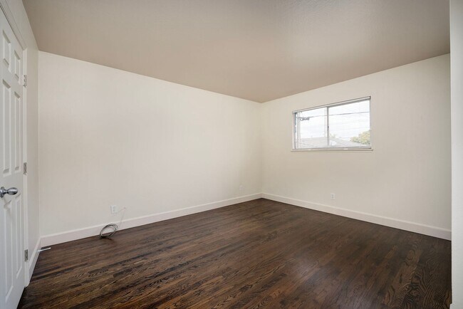 Building Photo - 1757 Wakefield Way