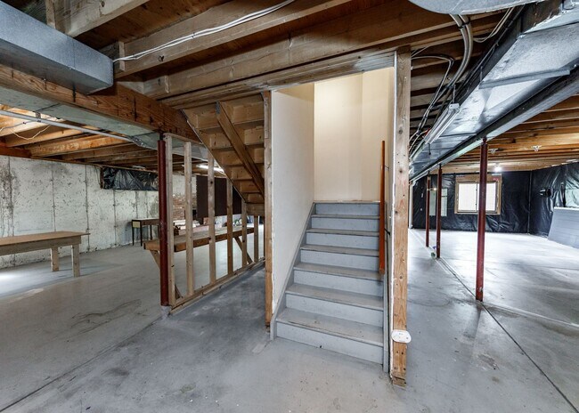 Building Photo - 70 Beckwith Dr