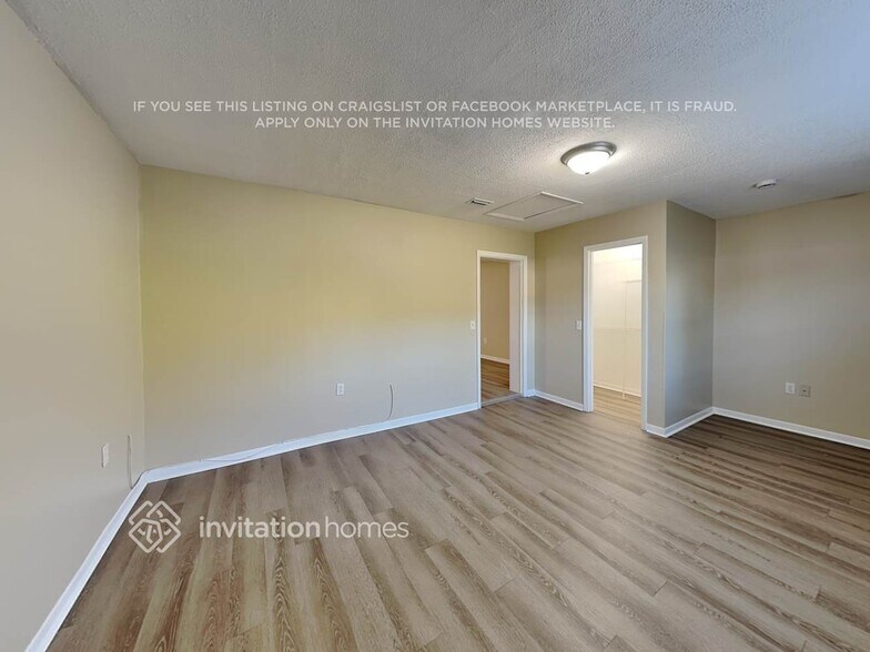 Building Photo - 3856 Stonemont Dr