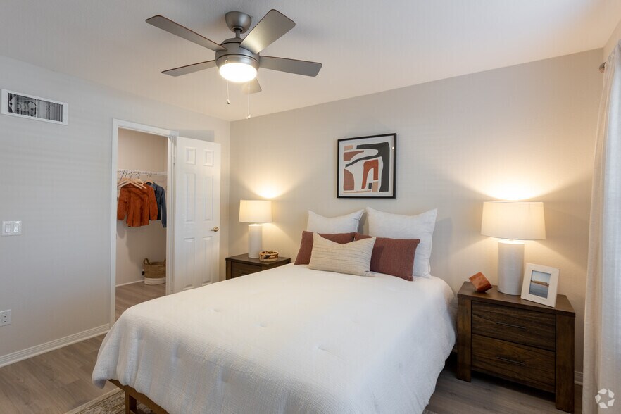 Seacrest Apartments 240 Avenida Vista Montana San Clemente CA 92672