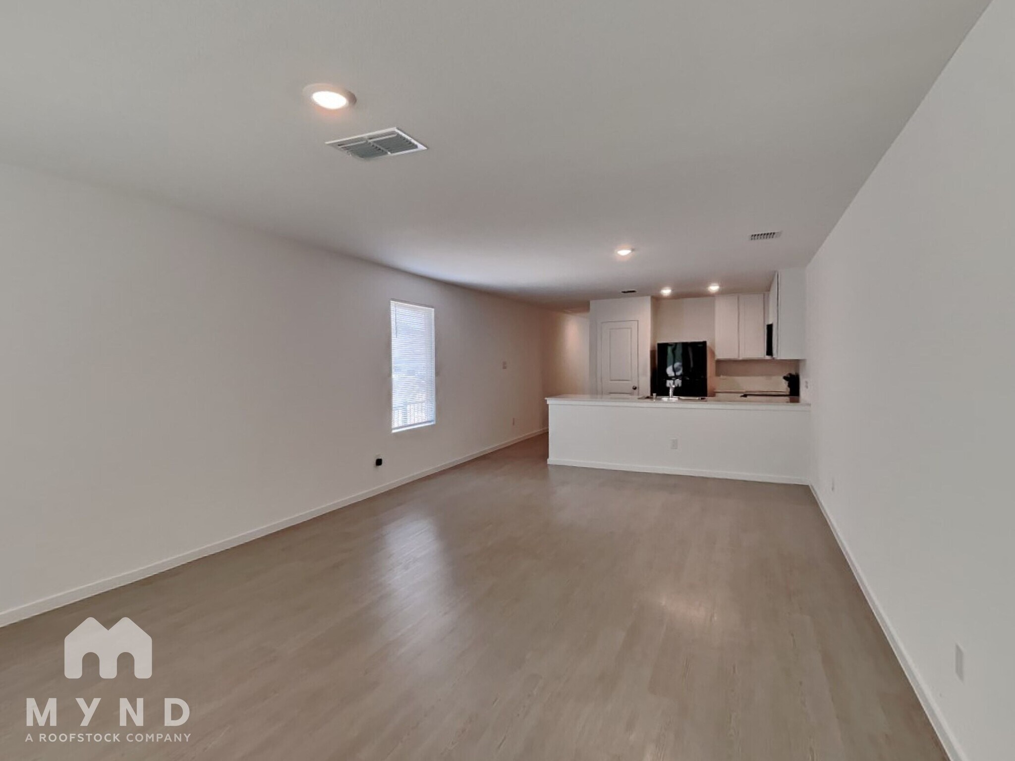 Building Photo - 242 Willow Wy