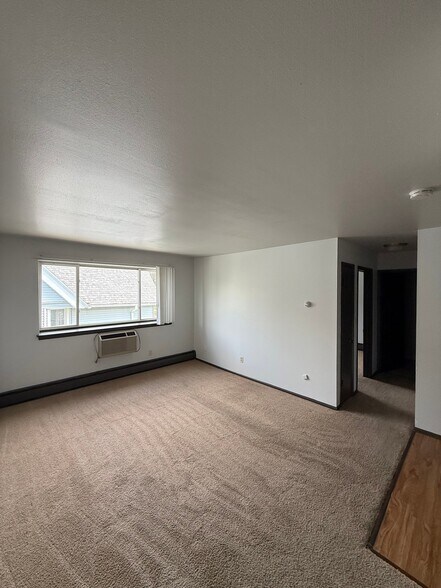 Building Photo - 2455 N Maryland Ave