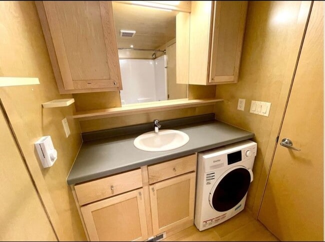 Building Photo - 2509 FM1984