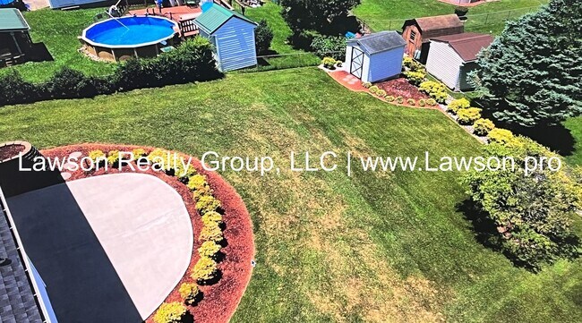 Building Photo - Very Nice Updated Ranch in Salem (Glenvar ...