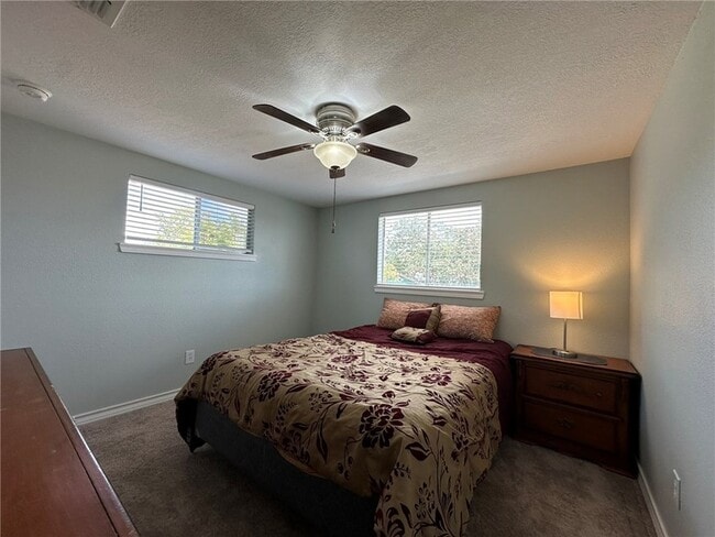 Building Photo - 201 Volpe Cir