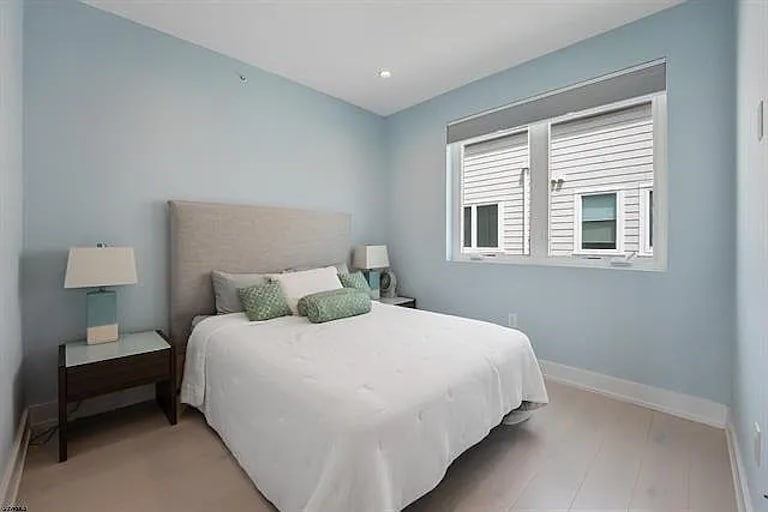 Building Photo - 117 S Little Rock Ave