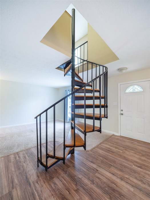 Building Photo - APPLY NOW