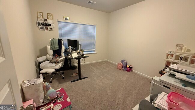 Building Photo - 3840 Pressley Ln