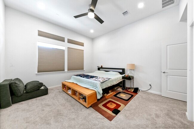 Building Photo - 1524 Ojeman Rd