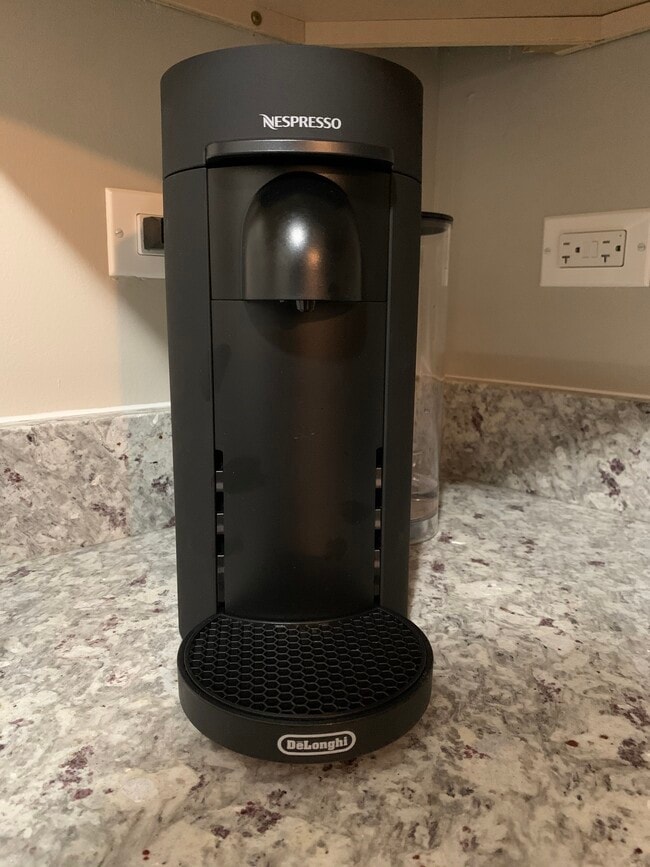 Building Photo - 436 N Gerard Ave