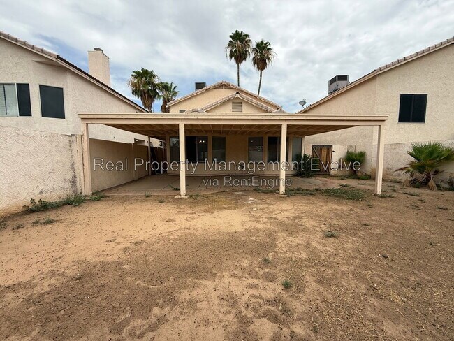 Building Photo - 3725 E Taro Ln