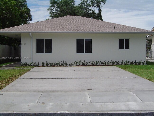 Building Photo - 1153 SW 13th St
