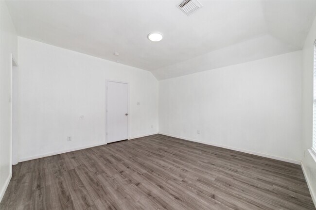 Building Photo - 16327 Dryberry Ct