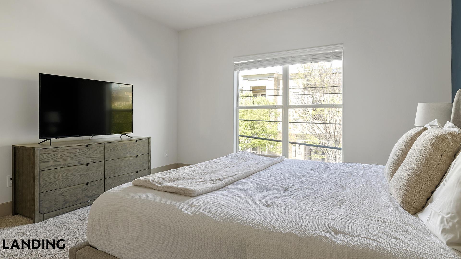 Building Photo - 349 Decatur St. SE