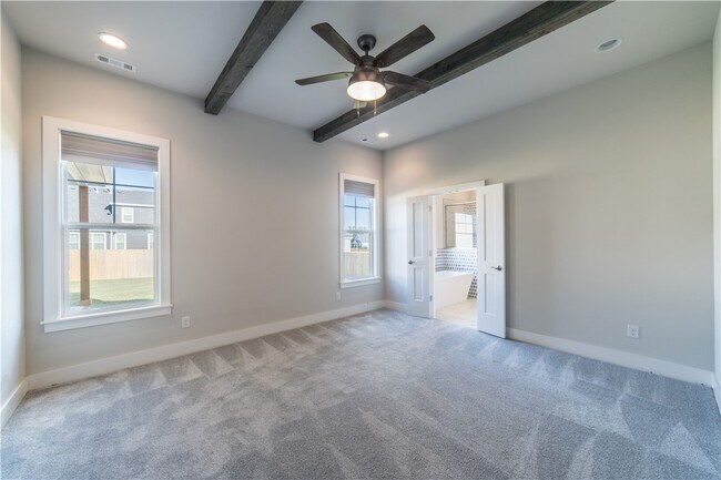 Building Photo - 6417 S 62nd St