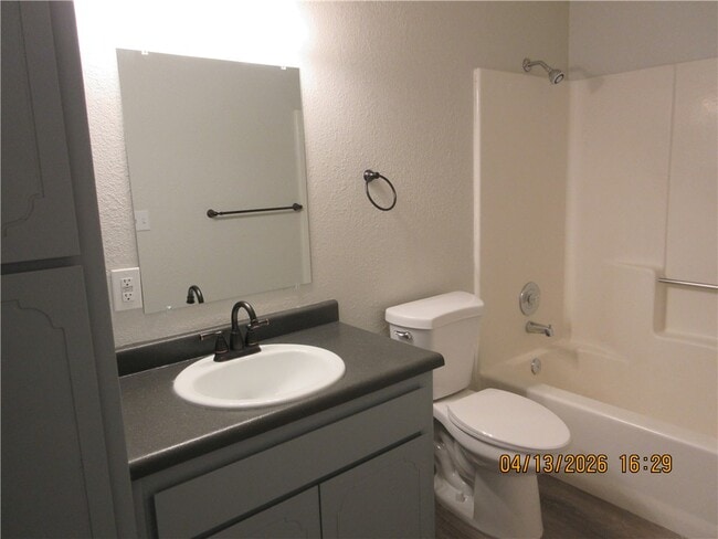 Building Photo - 1755 Gordon Dr